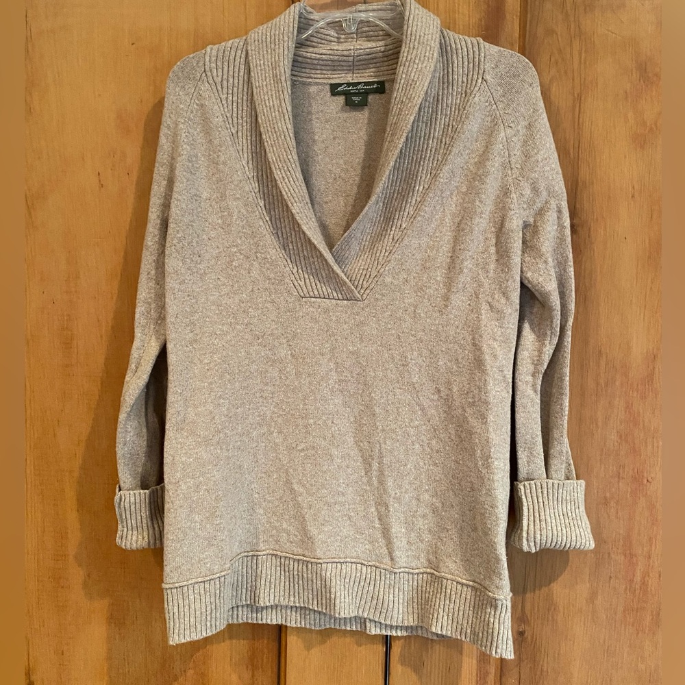 Eddie Bauer long sleeved sweater